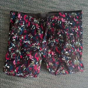 Athleta Women's Multicolor Patterned Cargo Shorts
